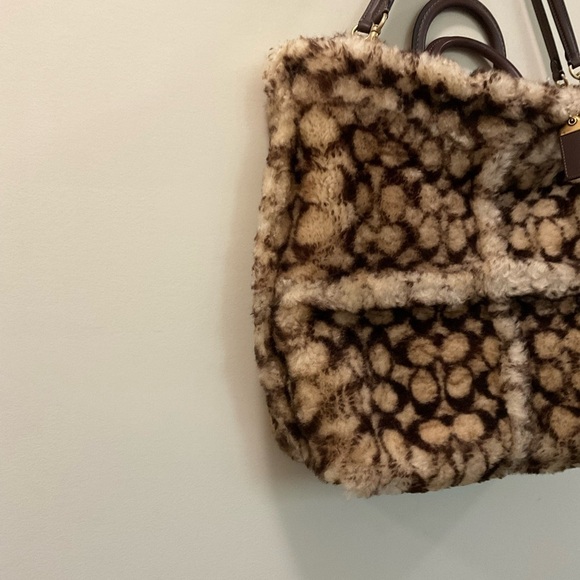 Coach Rogue Tote Signature Shearling Style C6162 - Picture 8 of 15